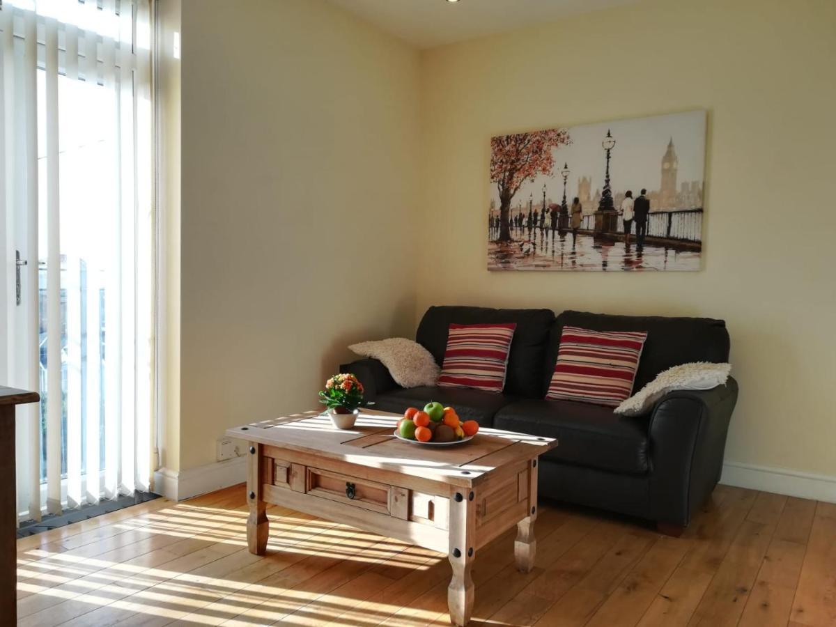 Bright, Modern 1 Bedroom Apartment, Uplands, สวอนซี ภายนอก รูปภาพ